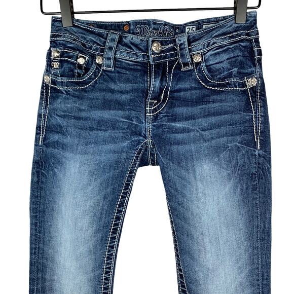 Miss Me Cuffed Capri Jeans Embroidered Sequins 25 - Picture 3 of 12